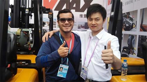 从广交会归来的一张机票 维麦科斯（VMAX）如何在盛夏中点响品牌全球化的引擎